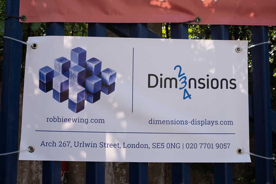 signage for photo studio 